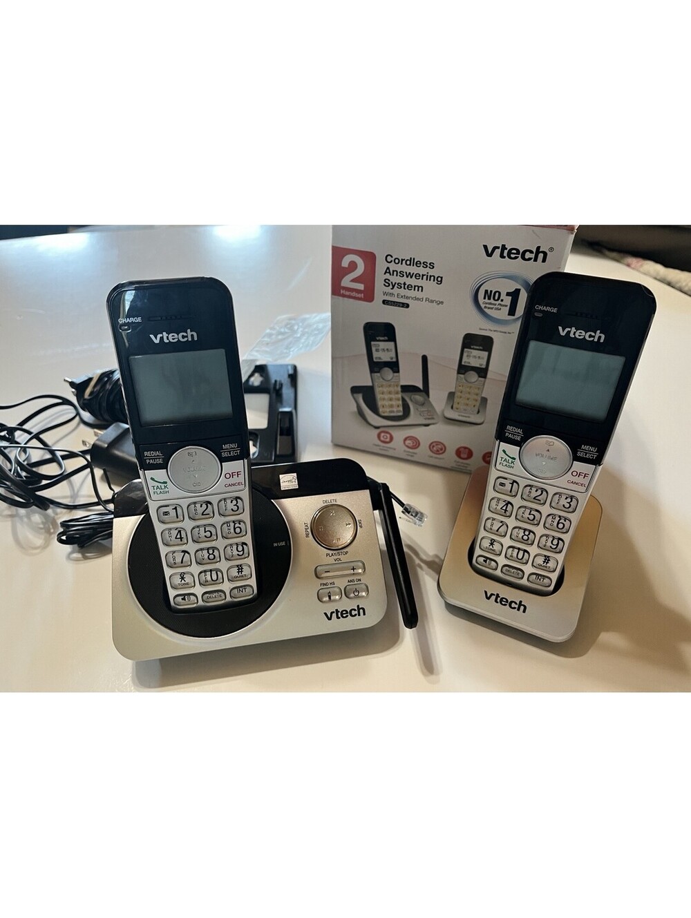 VTech CS5229-2 DECT 6.0 Cordless Phone Answering System 2 Handsets w/ Box Tested